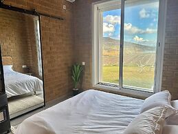 Lake Villa 3 Bedrooms