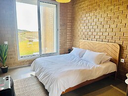 Lake Villa 3 Bedrooms