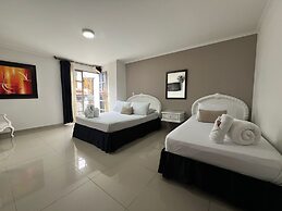 Hotel Suite Santa Rosa
