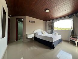Hotel Suite Santa Rosa