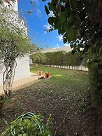 Charming 600sqm Villa With a Large Garden & Pool