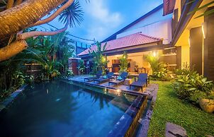 3BR Villa White Rose Central Canggu