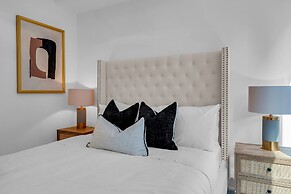 Toronto Riu Residences