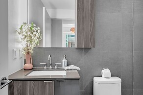 Toronto Riu Residences