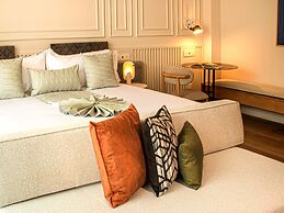 Oliver Luxury Experiences