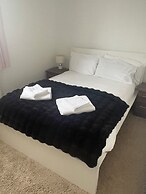 Charming 3-bedroom House in Radcliffe, Manchester