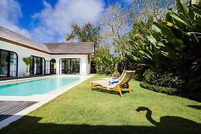 Villa Yasmine Althea by Senada