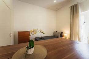 Charming Bormla Stay Terrace BBQ Pool Table