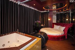 Luma Boutique Hotel