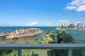 Condado Lagoon - Lux Waterfront Studios