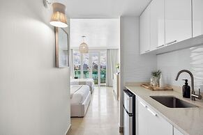 Condado Lagoon - Lux Waterfront Studios
