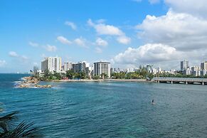 Condado Lagoon - Lux Waterfront Studios
