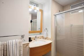 Condado Lagoon - Lux Waterfront Studios