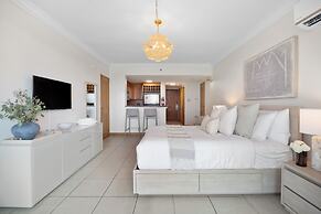 Condado Lagoon - Lux Waterfront Studios