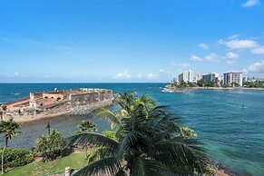 Condado Lagoon - Lux Waterfront Studios