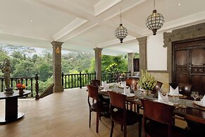 5 Bedroom Villa in Ubud with Jungle view