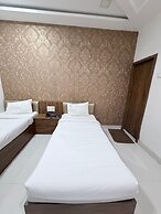 Hotel SR Executive Akola