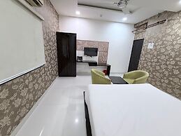 Hotel SR Executive Akola