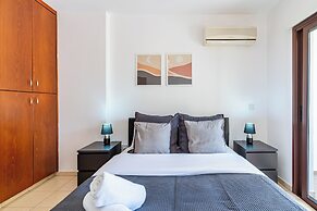 Mia 1-BR Apartment & Balcony in Larnaca