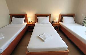 Fuente Oro Business Suites
