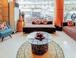 Fuente Oro Business Suites