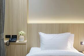Sakhonburi Cozy Hotel