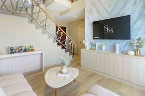 Sakhonburi Cozy Hotel