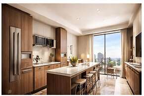 Jarvis Tower Suites