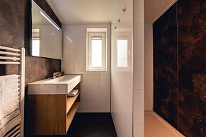 Modern Holiday Home With Infrared Sauna