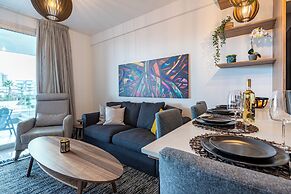 Sunshine 1-BR Apt. & Blacony in Larnaca