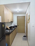 Cozy Shore Residences Staycation