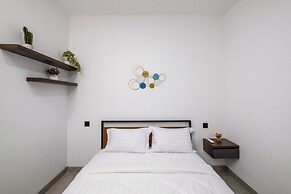 Gumitish Residence Singaraja