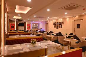 The Royal Dining Restaurant & Motel