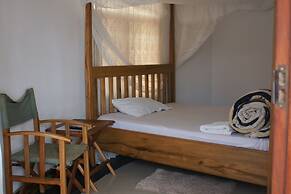 Makeseni Lodge