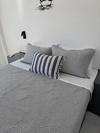 Raeti Fira Residence