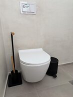 Raeti Fira Residence
