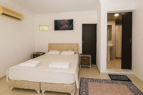 Hillside Apart Hotel & Side