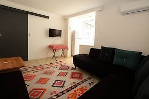 Hillside Apart Hotel & Side