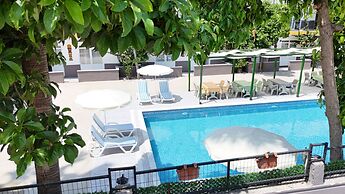 Hillside Apart Hotel & Side