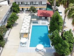 Hillside Apart Hotel & Side