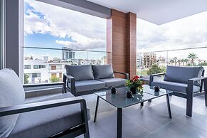 Sunflower 1-BR Apt. & Balcony in Larnaca