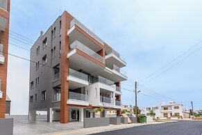 Sunflower 1-BR Apt. & Balcony in Larnaca