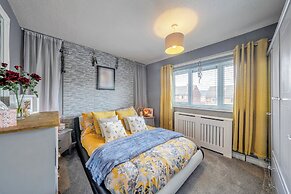 Charming Middleton Apartment Sleeps 2
