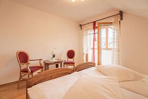 Tourist Farm Logar Rooms