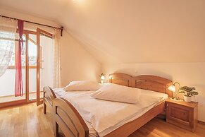 Tourist Farm Logar Rooms