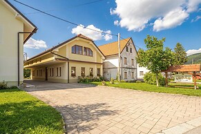 Tourist Farm Logar Rooms