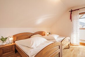 Tourist Farm Logar Rooms