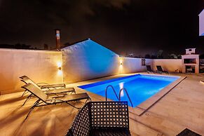 Holiday Home Fulia With Pool