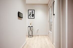 Spacious Central Location For Families Walk to All