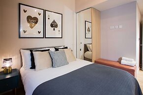 Spacious 3-bed Retreat Modern Super Central